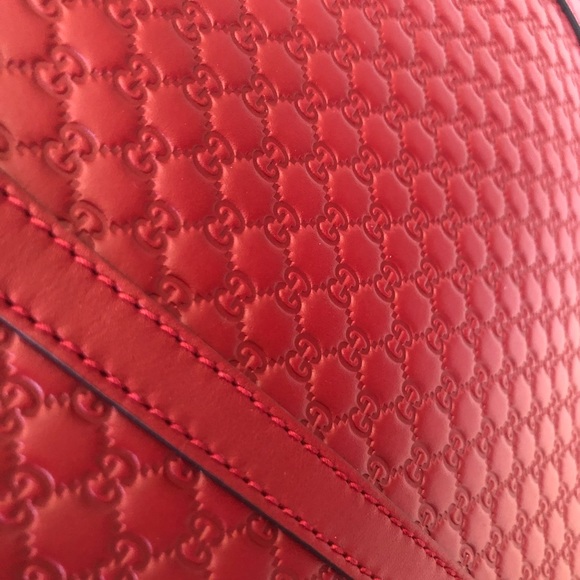GUCCI Microguccissima Large Red Leather Satchel - Picture 11 of 12